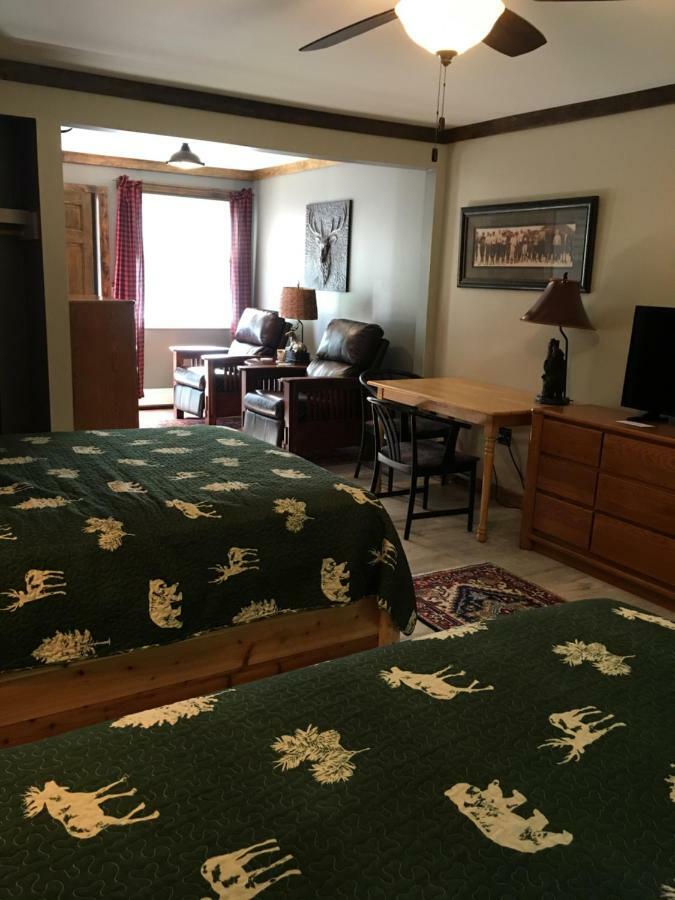 Warrensburg Inn & Suites - 6 Mi To Lake George Exteriör bild